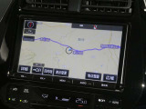 【9インチ純正ナビ】純正ナビを装備。タッチパネル式で使いやすく、詳細地図により目的地をピンポイントで設定できます。初めての道でも迷いにくく、ロングドライブも快適ですよ♪