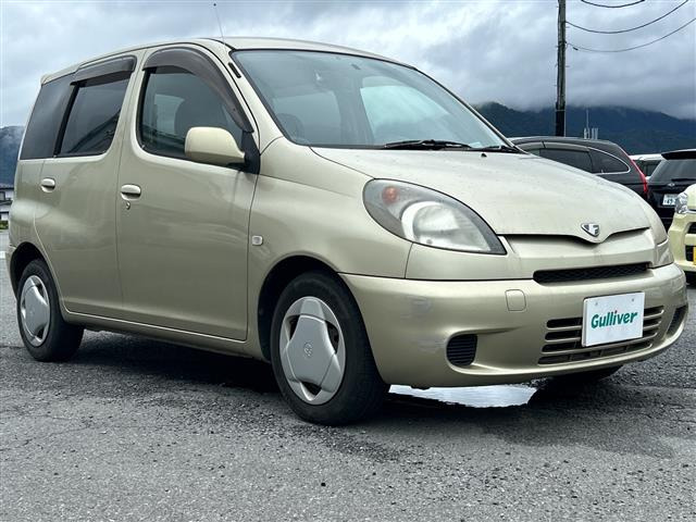 トヨタ ファンカーゴ 