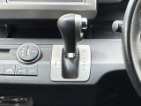 シンプルで使いやすいシフトノブ