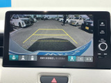 後方視界を確保し、安全な運転をサポート。狭い道や駐車時にも、周囲の状況を把握しやすくなっています。