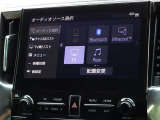 CD・DVD(再生機能)・ブルートゥース等を使用することができます。