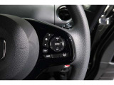 Hondaセンシングの機能のひとつ、アダプティブクルーズコントロール付!アクセルから足を離しても設定したスピードと前車との車間を保ち走行してくれます!車線維持もアシスト☆高速道路で疲労軽減ですね☆