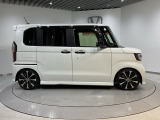弊社は、車両販売価格に、整備代金が含まれております。納車時までにホンダの整備士がしっかりと点検整備をさせていただいておりますので、安心してお買い求めしていただけます。