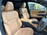【まるまるクリン】で隅々までキレイ! 車内・ボディはもちろん、エンジンルームなど見えないところもしっかり洗浄