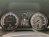 視認性の高いメーターで、運転に必要な情報をしっかり把握できます。運転状況が一目でわかり、安全運転をサポートします。