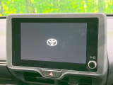 【メーカー純正ナビ】インテリアに溶け込むスタイリッシュな「専用設計」メーカーナビを装備♪視認性や操作性など基本性能にも優れ、より上質なカーライフをお楽しみいただけます。