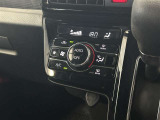 オートエアコンは温度を設定するだけで、自動で風量などを設定してくれます。運転しながら操作も必要ないので、安全性も向上します。
