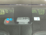【トヨタセーフティセンス】走行中に前方の車両等を認識し、衝突しそうな時は警報とブレーキで衝突回避と被害軽減をアシスト。より安全にドライブをお楽しみいただけます。