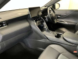 見通しのよいすっきりとした視界で、誰でも運転しやすいです。運転のしやすさは疲れにくさにも繋がりますよ♪