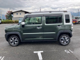 清潔な中古車展示場で皆様のご来店をお待ちしています。