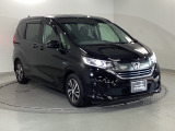 ご覧のように綺麗にクリーニングされており、とてもキレイなボディですよ。外装はもちろん内装も綺麗です。