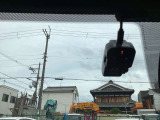 純正オプションの、ドライブレコーダー装着しています。