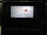 後方の見える安心をお届けするバックモニター付:車庫入れや縦列駐車をサポートし、苦手な駐車も安心です!今やもう手放せない装備ですネ♪