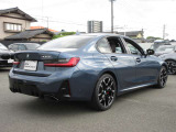 BMW・MINI認定中古車には2年間または1年間の無料保証を付帯。ご購入後も安心して、BMW・MINIならではの走りをお楽しみいただけます。