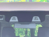 【スズキ セーフティサポート】走行中に前方の車両等を認識し、衝突しそうな時は警報とブレーキで衝突回避と被害軽減をアシスト。より安全にドライブをお楽しみいただけます。