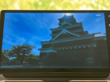 停車中に楽しめるTV機能。ニュースや番組をチェックしながら、休憩時間を有効活用できます。(※運転中の視聴は禁止です)。