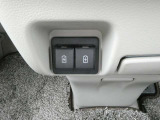 スマートフォンなどの充電に便利なUSB電源ポートもご用意しております♪