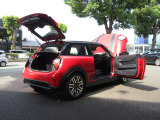 ナビやドライバーアシスト機能など、BMW・MINIならではの装備についても丁寧に分かりやすくご案内いたします。