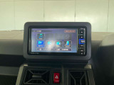 純正SDナビを装着しています。CD再生/Bluetooth(ブルートゥース)・USB接続/フルセグ視聴など使用できます。