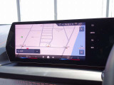 ◆iDriveを装備。操作系統をディスプレイから独立させることで、人間工学に基づいた最適な運転環境を実現しております。◆