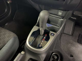 アクセルにシンクロするCVTのお車です。