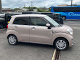 全国納車も可能です。その際は県外登録費用と陸送費が別途かかりますこと、ご了承ください。