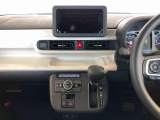 温度を設定すれば、自動で車内の温度管理をしてくれる優れものです♪ATミッションで運転楽々