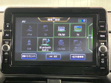 高性能で使いやすい日産純正ナビゲーションです。フルセグTVも鑑賞出来るしBluetooth機能付なのでお手持ちの携帯電話でハンドフリー通話も出来ます。