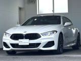 この度は弊社認定中古車をご覧いただき誠にありがとうございます。弊社はBMW 正規ディーラーですので遠方のお客様も安心してご購入下さい。ご不明な点がございましたらお気軽にお申し付けください。