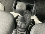 【マニュアルミッション】しっくり手になじむシフトレバー。&rdquo;運転&rdquo;をより楽しみたい方は必見です!