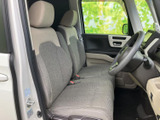 ゆったりと座れるシートで、快適な乗車空間を提供。同乗者もリラックスできる空間です。