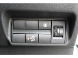 アイドリングストップに車線逸脱防止装置のスイッチです。