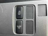 【パワースライドドア】スマートキーや運転席のスイッチでスライドドアの開閉が可能♪電動だから力を入れてドアを開ける必要が無く、小さいお子様でも、重い荷物を持っている時もラクに開け閉めできます♪