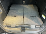軽い力でサッと倒せるシートアレンジ。急に荷物が増えても、その場でサクッとスペースを広げられます。毎日の『困った』を『助かった』に変える工夫が満載です。