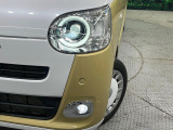 【LEDヘッドライト】悪天候や夜間走行時も良好な視界を確保し安心して運転できる高輝度LEDヘッドライトを装備!点灯速度が早く、消費電力も抑えられています。