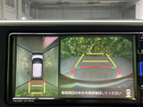 バック時の視界を広げ、安全な駐車をサポートします。狭い駐車場でも、落ち着いて操作できます。後方確認が苦手な方にもおすすめです。