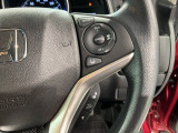 クルーズコントロールを装備しています。高速道路などで一定の速度で走ってくれるので運転が楽ですよ!速度を設定できますので、スピードの出しすぎにも注意できます。