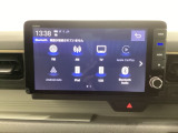ドライブの必需品。見やすい・使いやすいHonda純正のメモリーナビを搭載、Bluetooth機能もついているのでお持ちのスマートフォンと連携させて、さらに便利に利用が可能です。