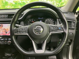 握り心地の良いステアリングで、快適なドライビングを実現。操作性にも優れ、運転の楽しさを向上させます。