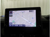 スマホをクルマとつなぐだけで、おなじみのアプリをディスプレイオーディオ上で気軽に使えるようになります。スマホと同じ感覚の画面タッチ操作はもちろん、ハンズフリー通話や各種機能を音声操作出来ます(^^)/