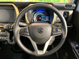 【ステアリングスイッチ】運転中、前方から目線をそらすことなく、オーディオ等の操作が可能な便利機能!安心&快適なドライブを演出してくれます♪