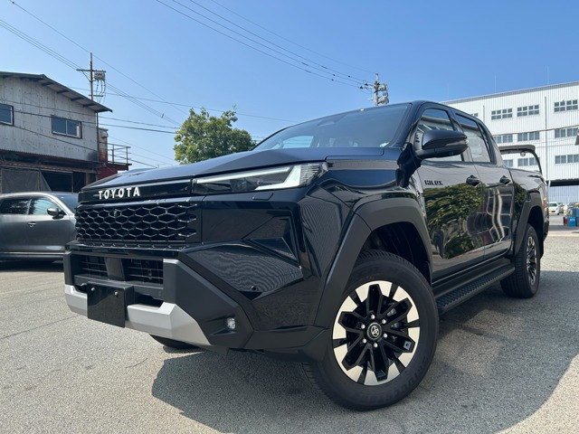 ハイラックス 2.8 Z ディーゼル 4WD メーカーOP(特別色)パノラミックビューM