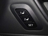 運転席のパワーシートは2名様分までメモリー機能付きです。