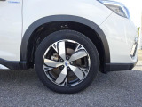 SUBARU認定U-Carは、全車12ヶ月点検、車検などの法定点検を実施。スバル専門メカニックが確かな技術で最大88項目にわたりチェックしており品質、安心を支えます!