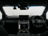 見通しのよいすっきりとした視界で、誰でも運転しやすいです。運転のしやすさは疲れにくさにも繋がりますよ♪