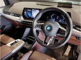 ☆センターパネルを運転席側に僅かに傾けたBMW独特のインパネ☆【駆け抜ける歓び】はここからもスタートしております☆