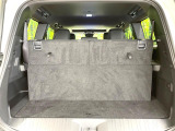 普段のお買い物や通勤、送迎等に十分な荷室スペースを確保しております。セカンドシートを倒すと、大きな荷物の積載も可能です♪