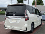 セレナ 2.0 ハイウェイスターV 