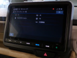 Bluetooth、AM、FM、スマートフォン接続ができます。