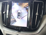 更に360&deg;ビュー表示も可能です 車を上から見下ろしたように車外を確認できるため、一切の死角がない状態で駐車が可能です
